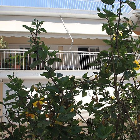 Family House Apartment Kalamata Exterior photo